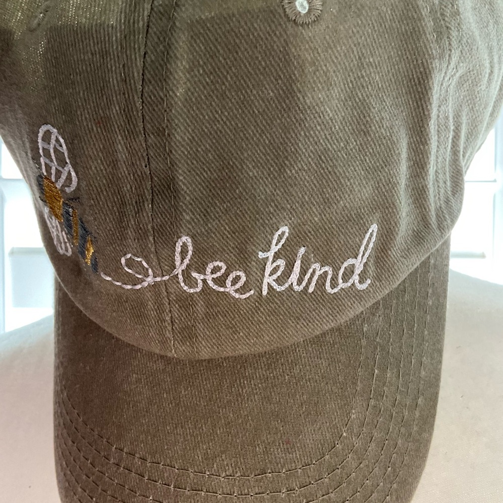 Bee Kind Embroidered Cap NWT - Picture 3 of 5